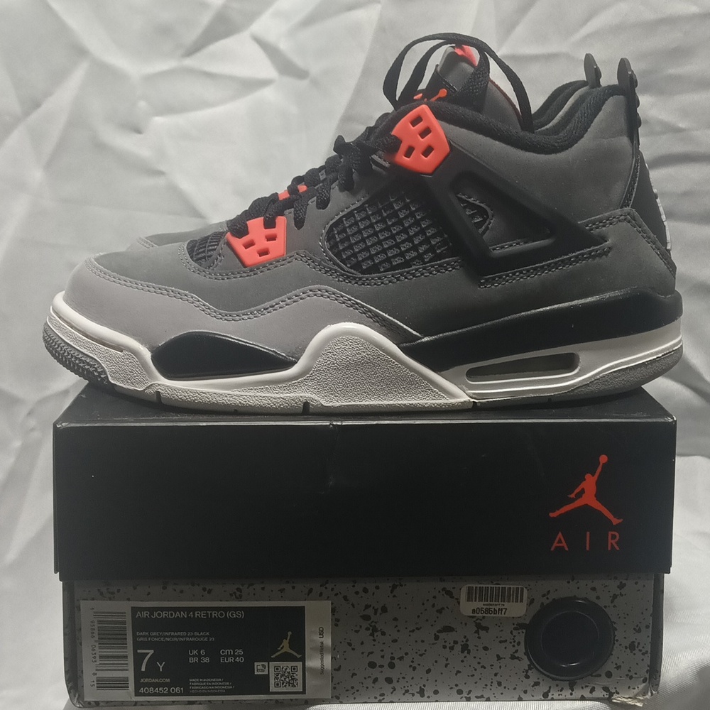 Air Jordan 4 Retro (GS)